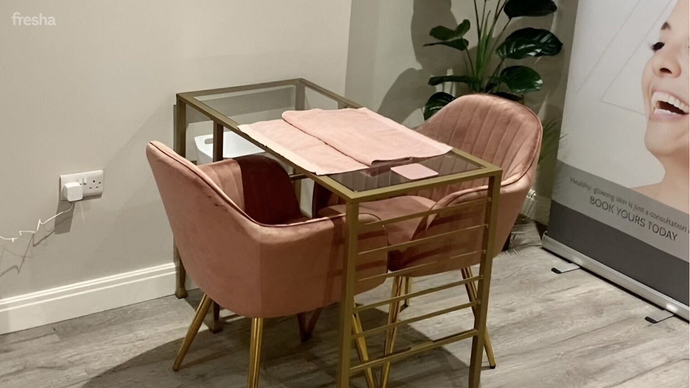 https://no5beauty.co.uk/wp-content/uploads/2025/09/N5B_Table.png